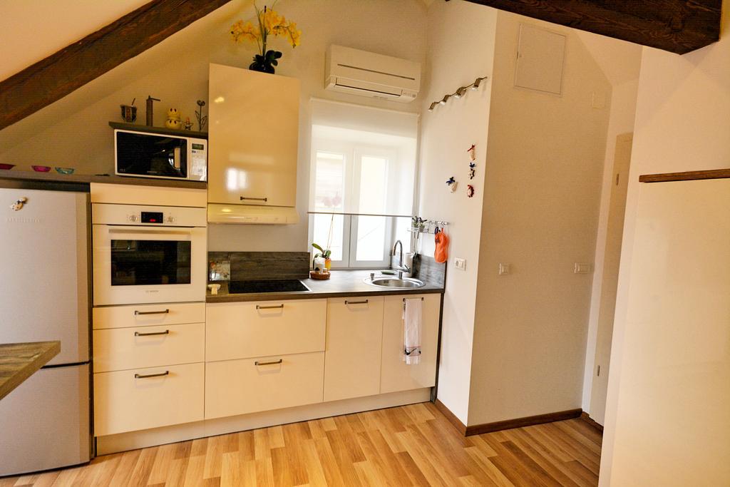 Ferienwohnung Petrova Attic Split Zimmer foto